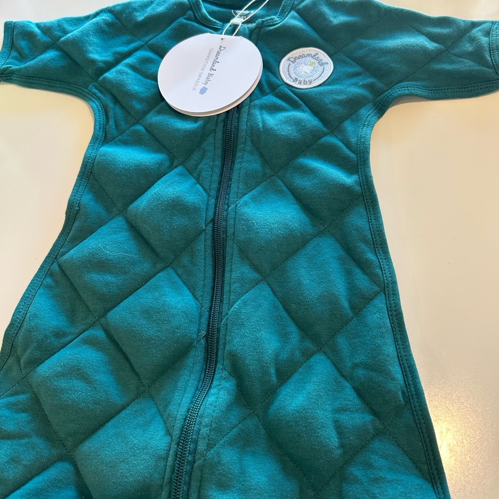 NWT Dreamland baby transition swaddle
